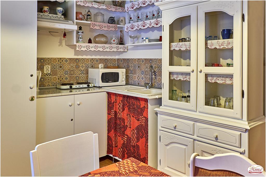Ana Guesthouse Senta Екстериор снимка