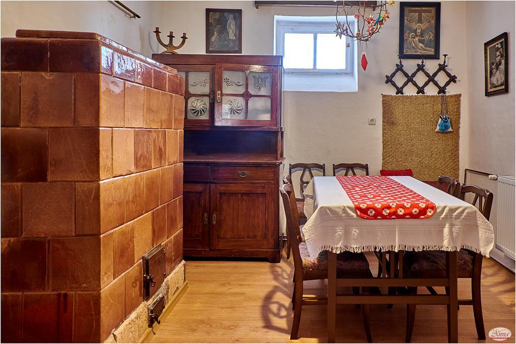 Ana Guesthouse Senta Екстериор снимка