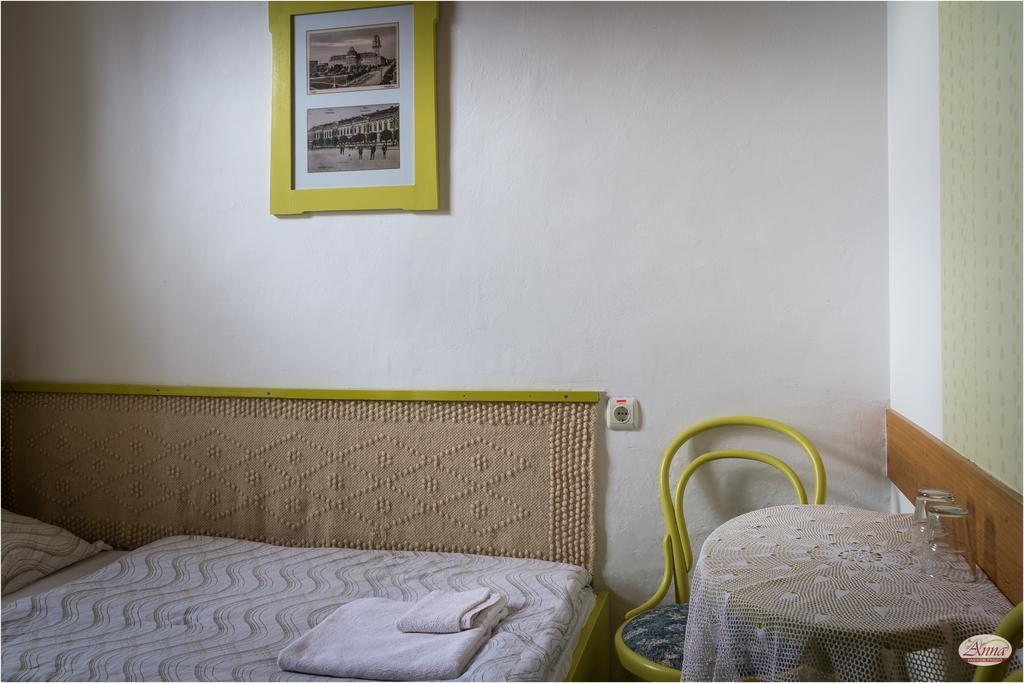 Ana Guesthouse Senta Екстериор снимка
